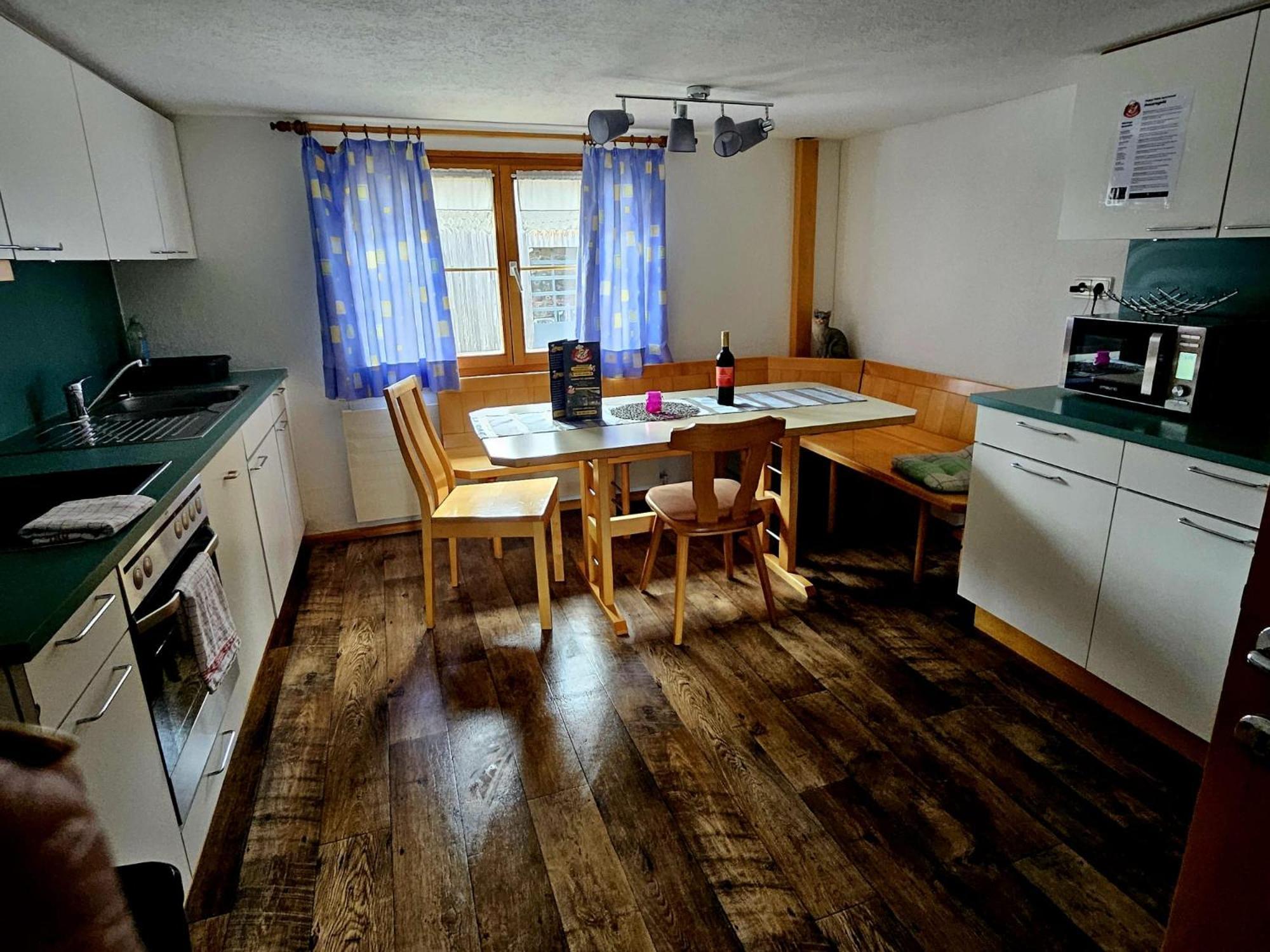 Happy Point Apartment ميلاو الغرفة الصورة